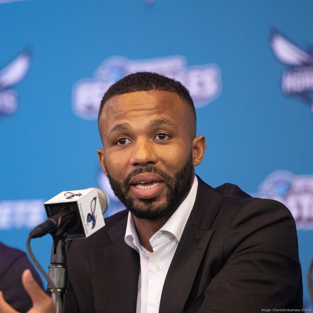 SAD NEWS: Charles Lee Head Coach of Charlotte Hornets is Gone...........