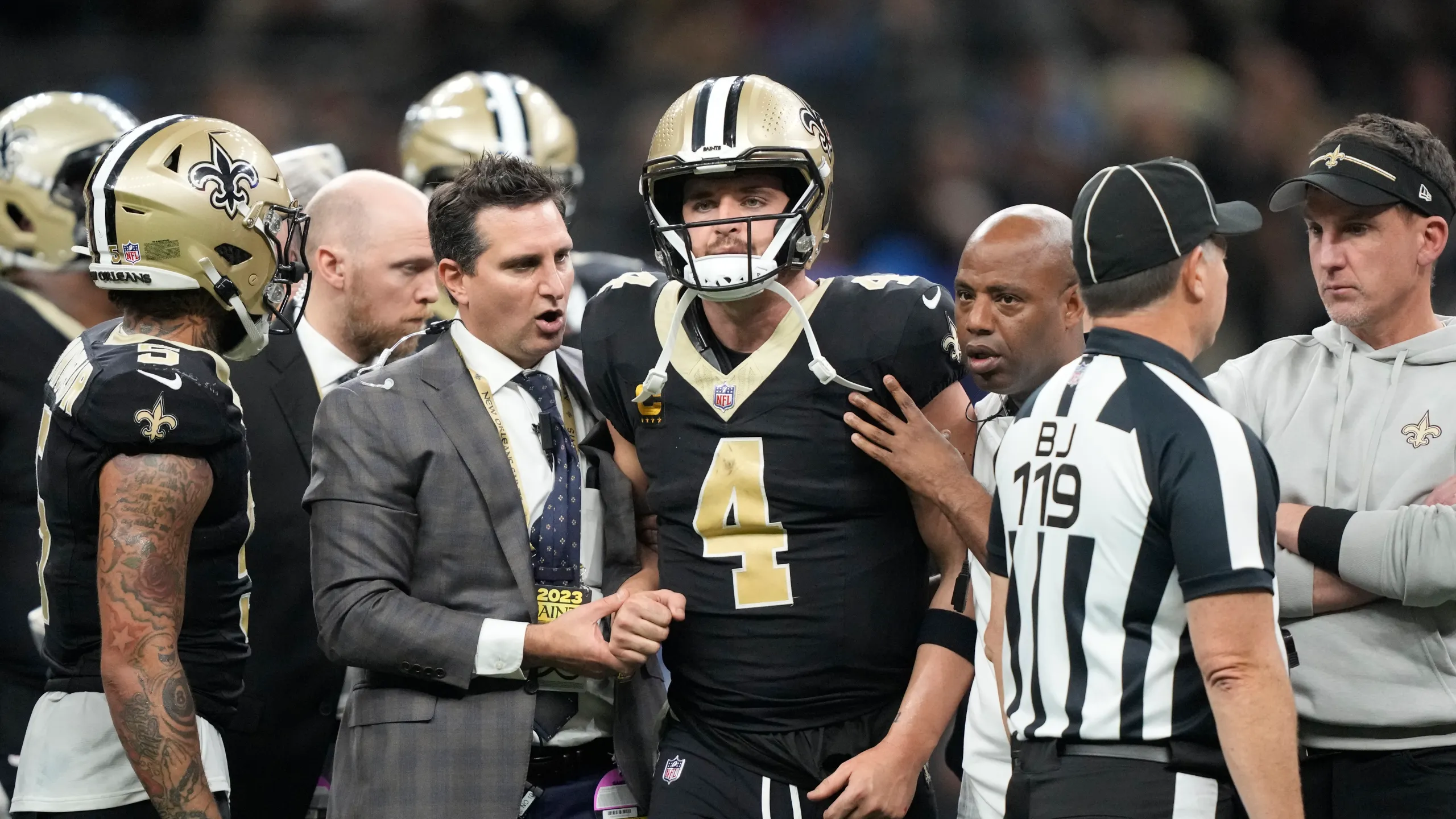 BREAKING NEWS: Derek Carr, QB of New Orleans Saints, Banned for 2 Weeks from All Team Activities because of……