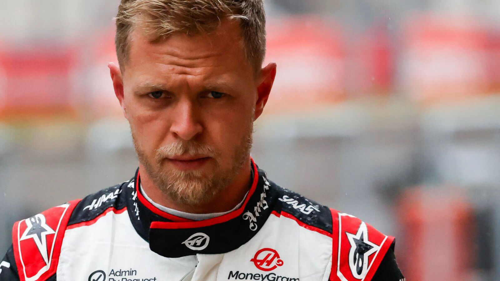 Breaking News: For nylig har HAAS-driveren Kevin Jan Magnussen annonceret sin afgang på grund af…