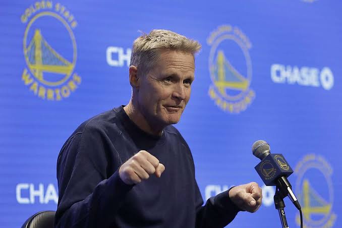 Steve Kerr Emphasizes the Need for Growth as Warriors Aim for New Heights